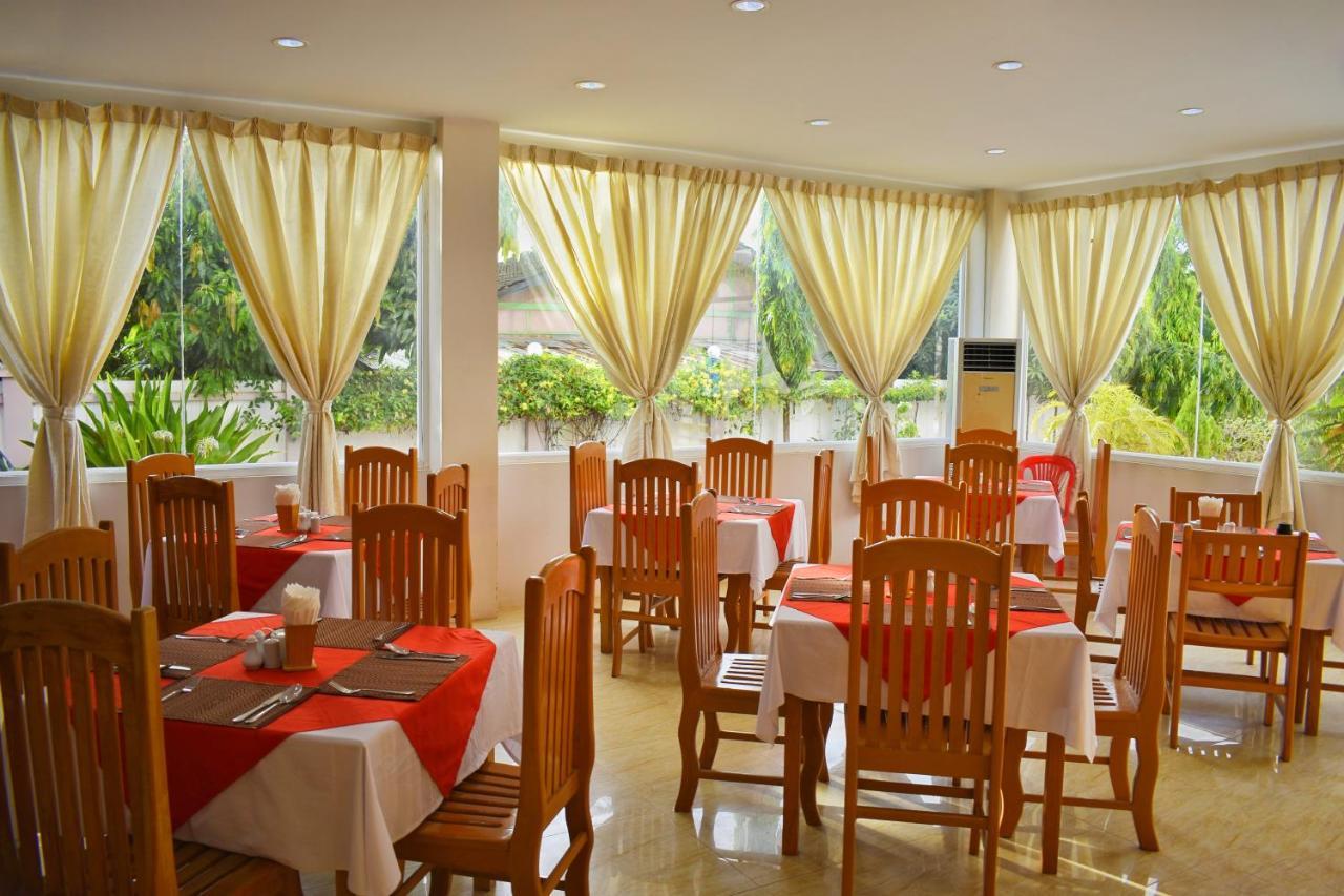 Shwe Poe Eain Hotel New Bagan ภายนอก รูปภาพ