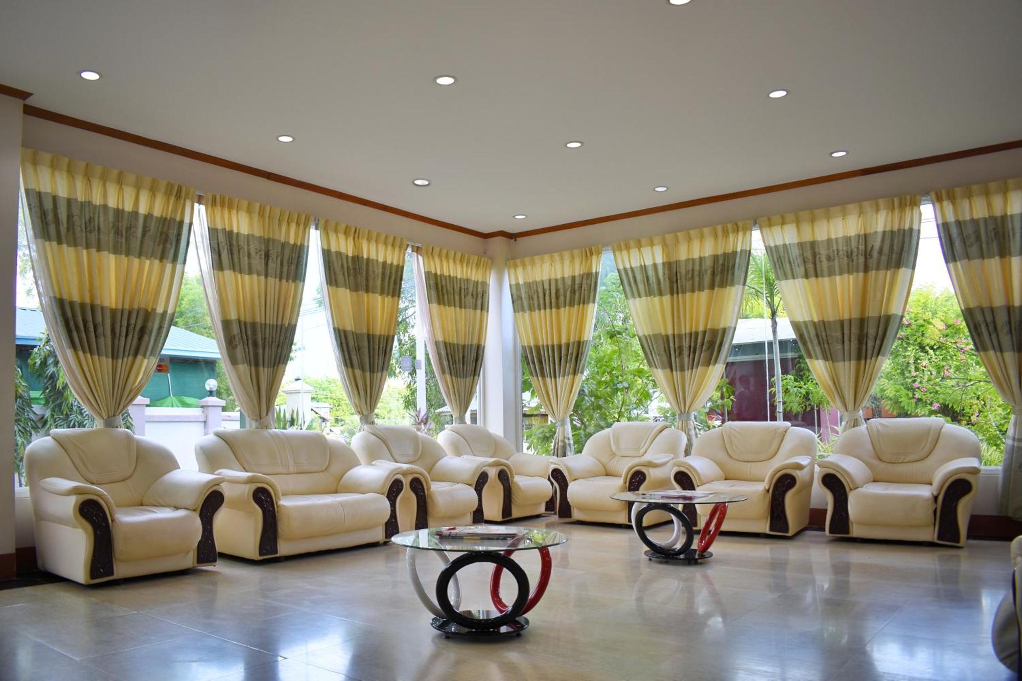 Shwe Poe Eain Hotel New Bagan ภายนอก รูปภาพ