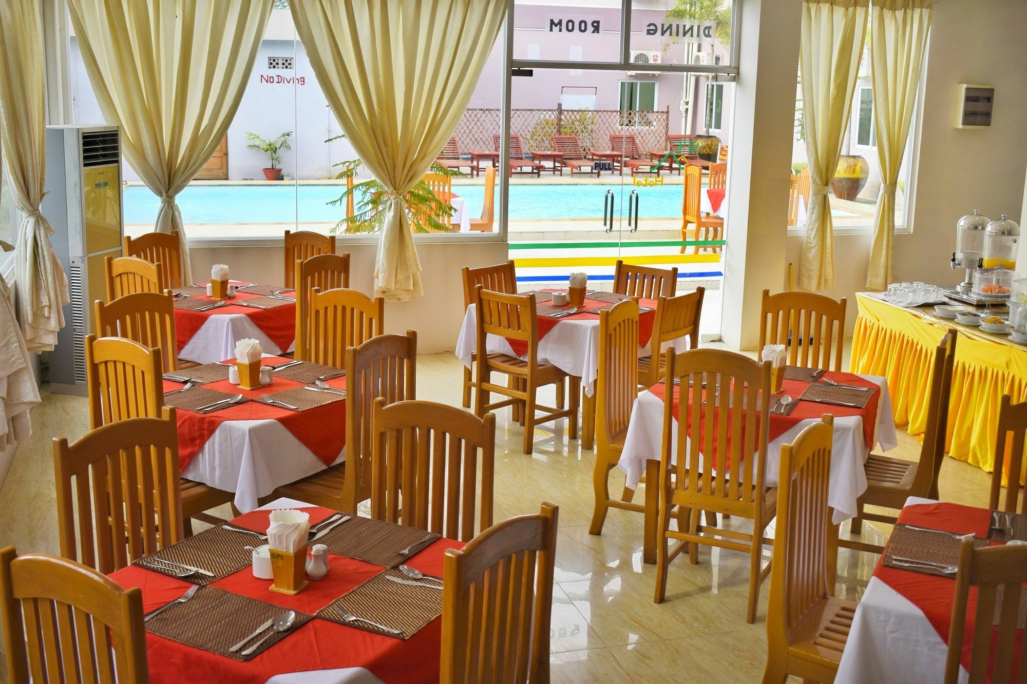 Shwe Poe Eain Hotel New Bagan ภายนอก รูปภาพ