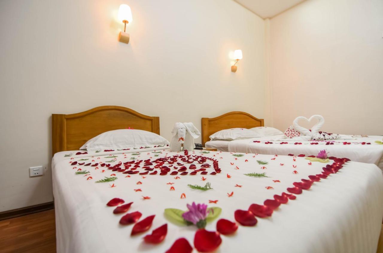 Shwe Poe Eain Hotel New Bagan ภายนอก รูปภาพ